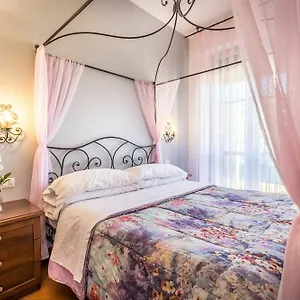 Antiche Armonie Bed & Breakfast Florence